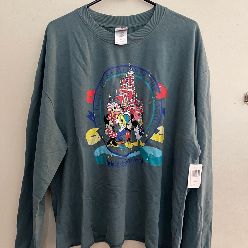 NWT Walt Disney World Retro 25th Anniversary Cake Castle Long-Sleeve Sweatshirt